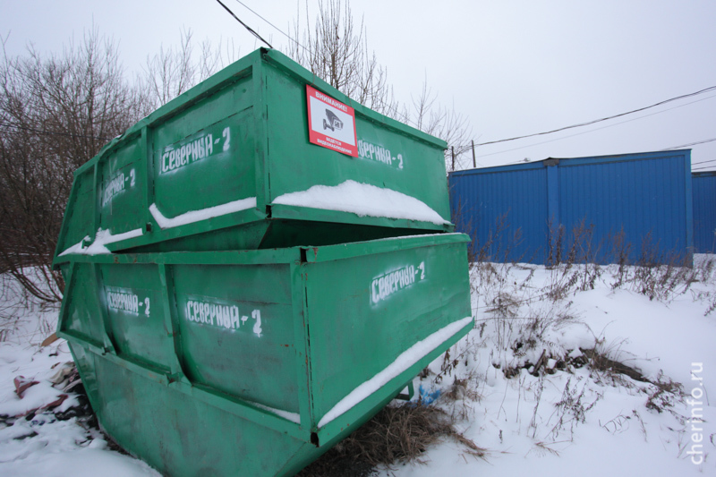 В Череповце гаражный кооператив установил видеокамеры для борьбы с "мусорными подставами"